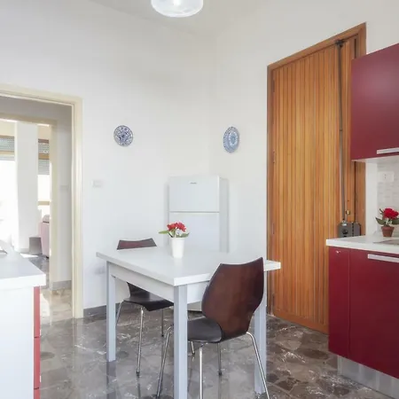 Domus Mega Taviano (Lecce)